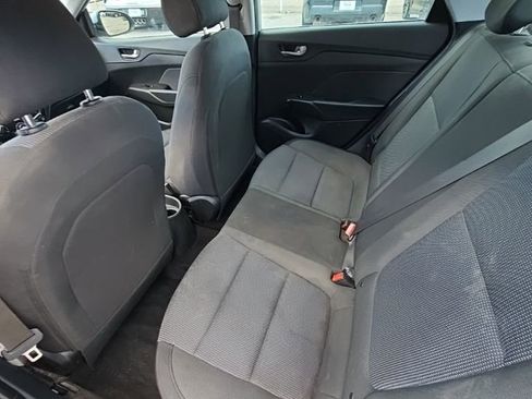 Used 2021 Hyundai Accent SE FWD image 19