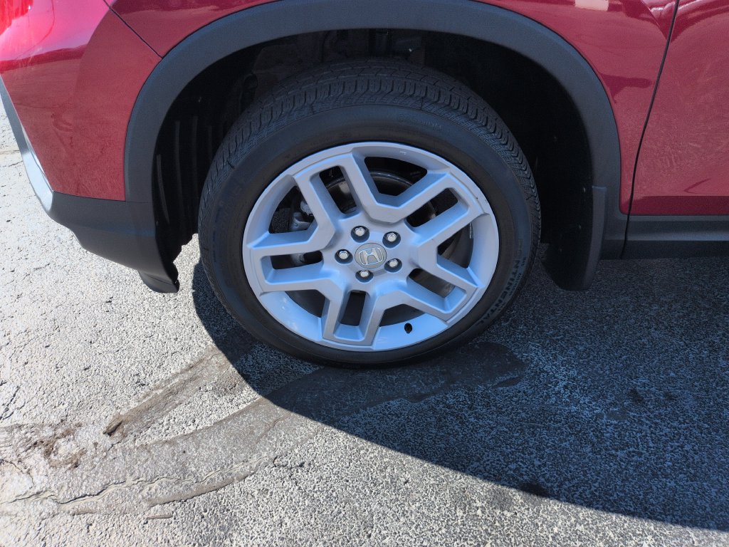 Used 2025 Honda Passport EX-L image 27