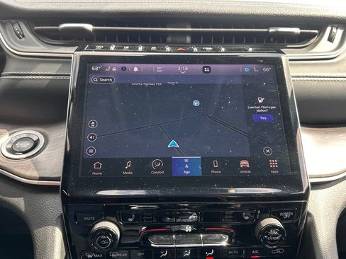 Used 2021 Jeep Grand Cherokee L Limited image 35