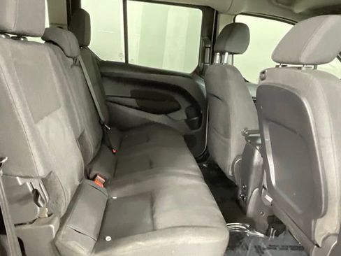 Used 2015 Ford Transit Connect XLT image 17