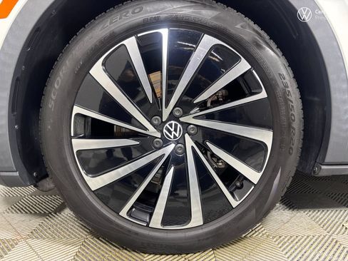 Used 2023 Volkswagen ID.4 Pro S Plus RWD image 31