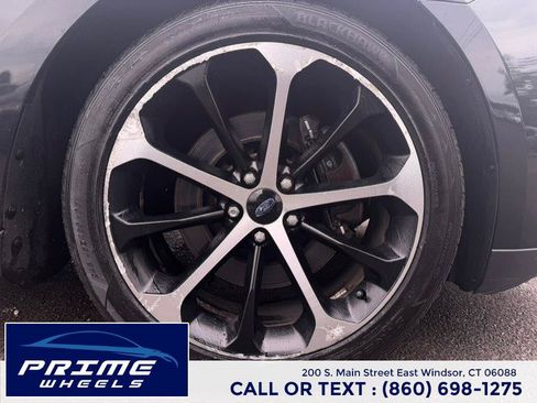 Used 2014 Ford Taurus SHO w/ Equipment Group 401A AWD/4WD image 28