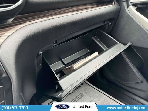 Used 2021 Ford Explorer Limited w/ Equipment Group 301A image 24