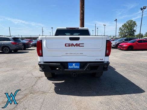 Used 2021 GMC Sierra 1500 AT4 AWD/4WD image 6
