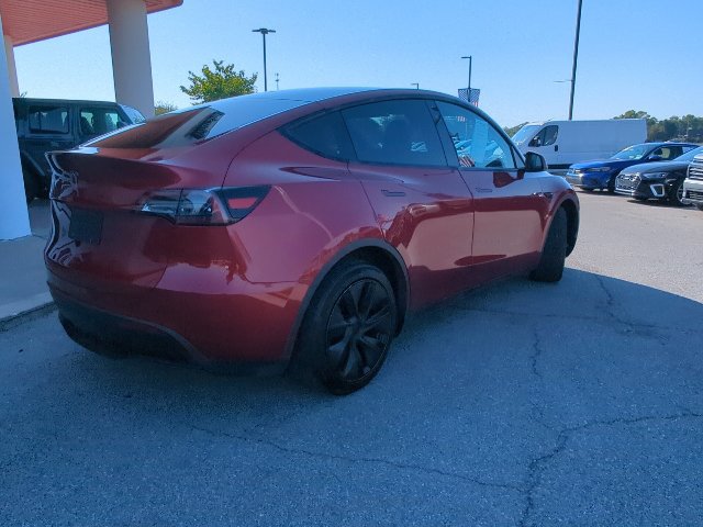 Used 2024 Tesla Model Y Long Range RWD image 29