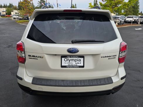 Used 2014 Subaru Forester 2.5i Limited AWD/4WD image 5