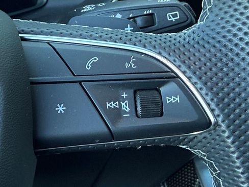 Used 2022 Audi SQ8 Prestige w/ Prestige Package image 19