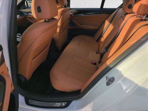 Used 2023 BMW 530e w/ Premium Package RWD image 20