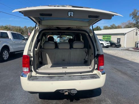 Used 2008 Chrysler Aspen Limited image 14