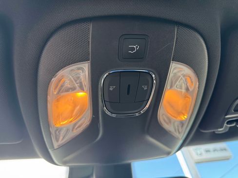 Used 2026 Jeep Compass Limited AWD/4WD image 28