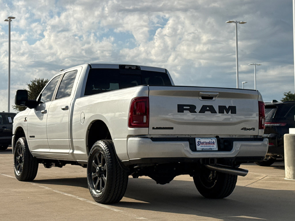 New 2027 RAM 2500 Laramie AWD/4WD image 7