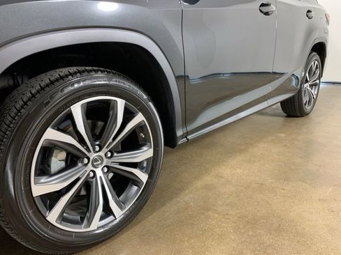 Used 2020 Lexus RX 350L Premium w/ Premium Package AWD/4WD image 2