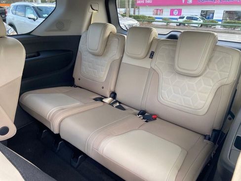 New 2025 Nissan Armada Platinum Reserve w/ Convenience Package image 26