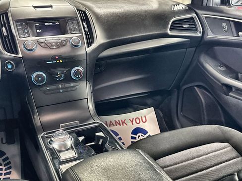 Used 2019 Ford Edge SE w/ SE Fleet Driver's Package FWD image 26