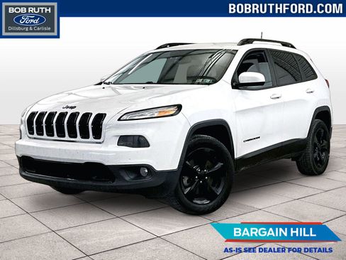 Used 2018 Jeep Cherokee Latitude w/ Altitude Package image 1