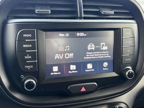 Used 2020 Kia Soul LX image 23