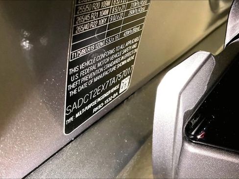 New 2026 Jaguar F-PACE R-Dynamic S image 11