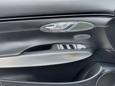 Used 2022 Genesis GV70 2.5T w/ Select Package image 38