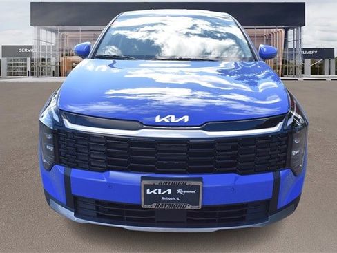 New 2026 Kia Sportage EX image 8