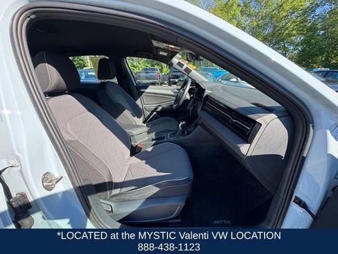 Certified 2025 Volkswagen Jetta Sport FWD image 23