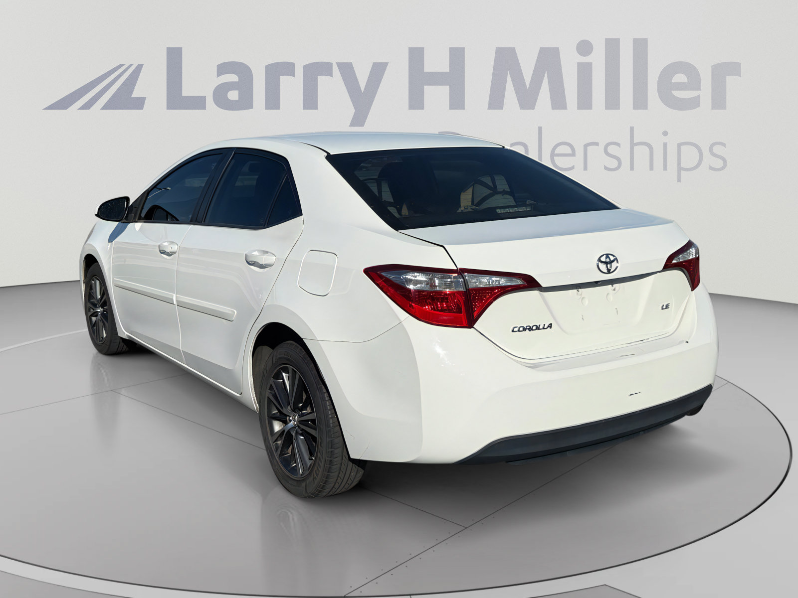 Used 2016 Toyota Corolla L FWD image 3