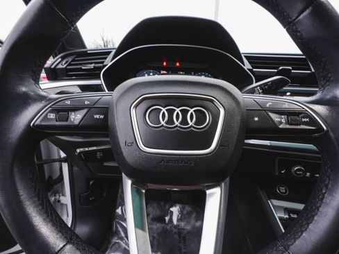 Used 2023 Audi Q3 2.0T Premium w/ Convenience Package image 24