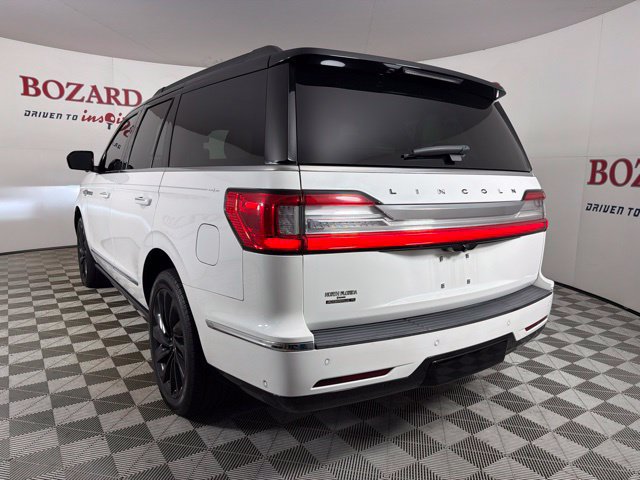 Used 2021 Lincoln Navigator Black Label w/ Special Edition Package AWD/4WD image 11