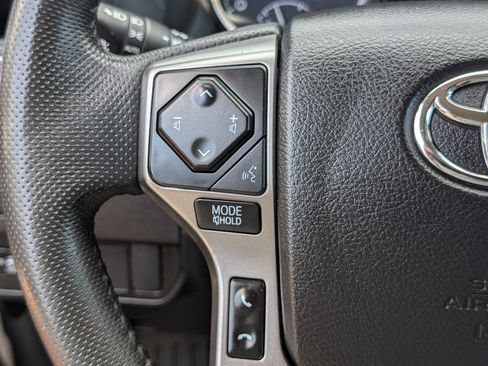 Used 2022 Toyota Tacoma SR5 w/ Black Out Package (TMS) AWD/4WD image 20