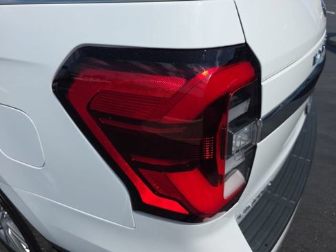 Used 2023 Ford Expedition Max Limited AWD/4WD image 35