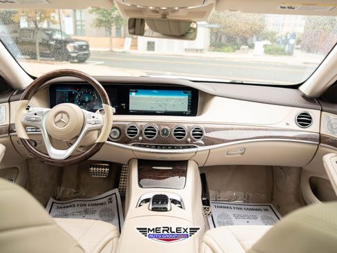 Used 2019 Mercedes-Benz S 560 Sedan image 14