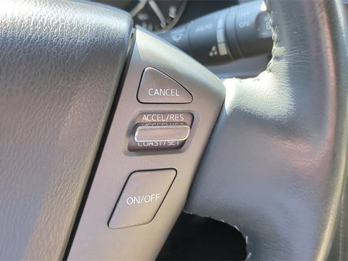 Used 2017 Nissan Armada SL image 25