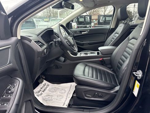 Used 2024 Ford Edge SEL w/ Class II Trailer Tow Package image 20