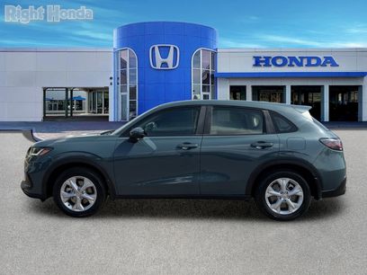 Used 2025 Honda HR-V LX