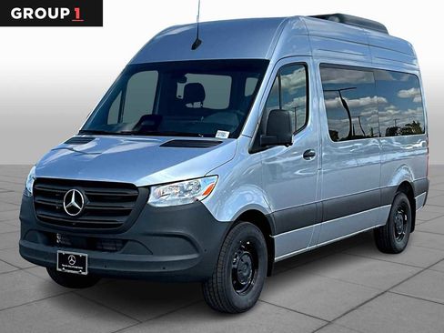 New 2025 Mercedes-Benz Sprinter 2500 image 1