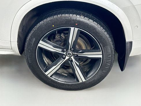 Used 2019 Volvo XC90 T6 R-Design w/ Advanced Package AWD/4WD image 9