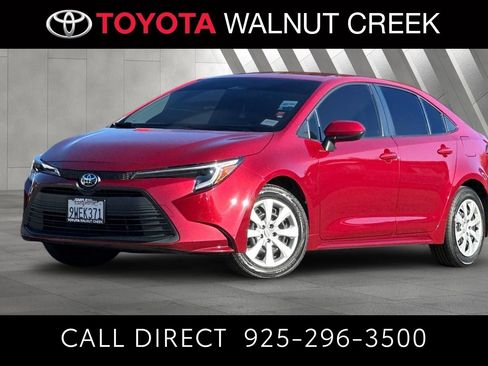 Certified 2026 Toyota Corolla LE FWD image 1