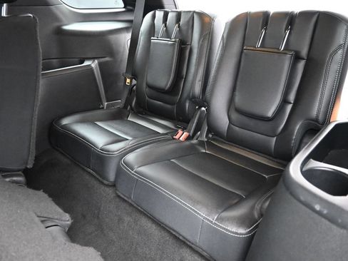 Used 2017 Ford Explorer Limited FWD image 12