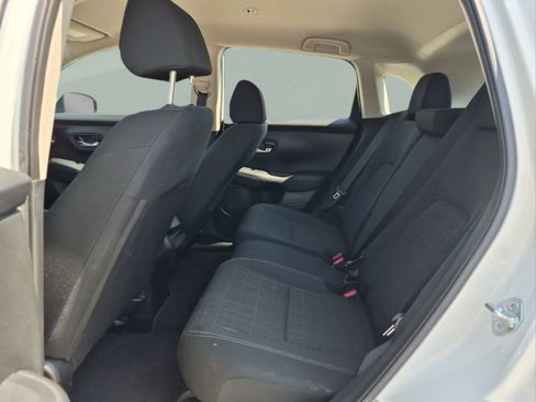 Certified 2024 Honda HR-V LX image 17