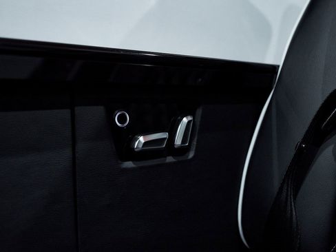 Used 2017 Mercedes-Benz Sprinter 3500 image 71