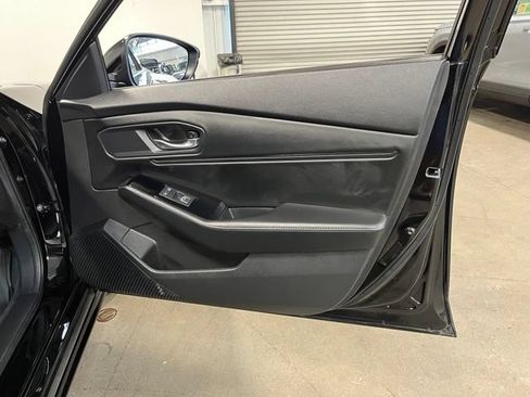 Used 2024 Honda Accord Touring image 12