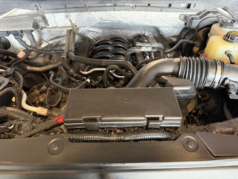 Used 2012 Ford F150 Lariat AWD/4WD image 5
