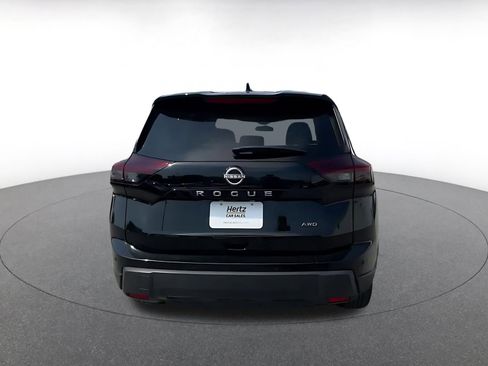 Used 2025 Nissan Rogue SV image 12