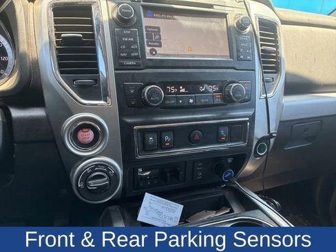 Used 2017 Nissan Titan PRO-4X AWD/4WD image 14