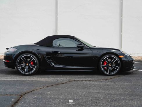 Used 2025 Porsche 718 Boxster S RWD image 8