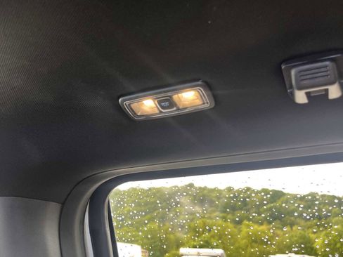 Used 2022 Ford F150 Lariat w/ Equipment Group 502A High image 48