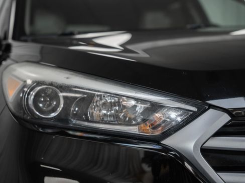 Used 2017 Hyundai Tucson SE Plus image 11