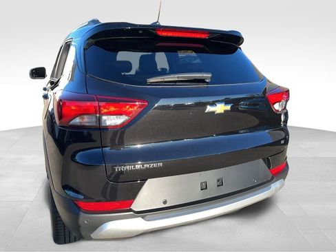 New 2025 Chevrolet TrailBlazer LT w/ Convenience Package image 5