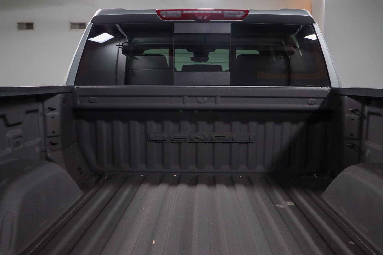 Used 2023 GMC Sierra 1500 Denali w/ Technology Package AWD/4WD image 34