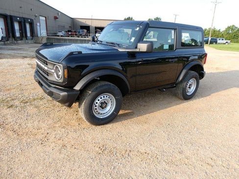 New 2026 Ford Bronco 2-Door AWD/4WD image 8