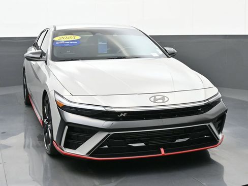Certified 2025 Hyundai Elantra N w/ Cargo Package FWD image 9